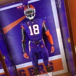 Meet your Posher, Terrell